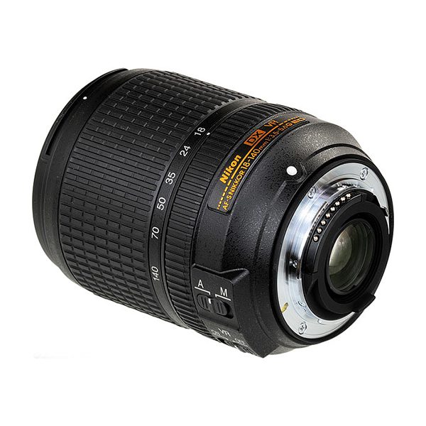 Nikon AF-S DX NIKKOR 18-140mm f3.5-5.6G ED VR (3)