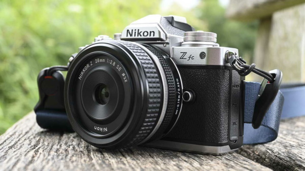 NIKON Z 28 SE (2)