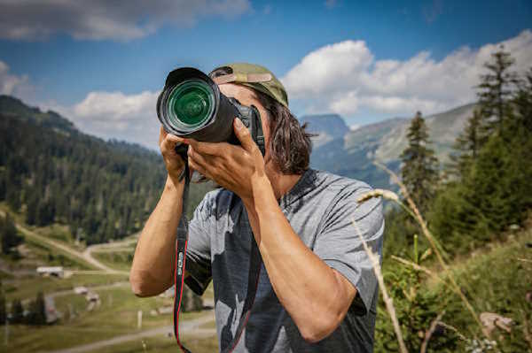 _CANON EOS R6 Mark II (2)