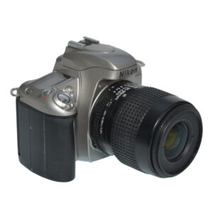 NIKON - F55 - RIS002